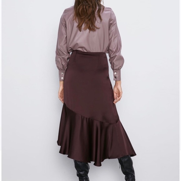 Zara satin midi skirt with frill hem - Picture 3 of 4